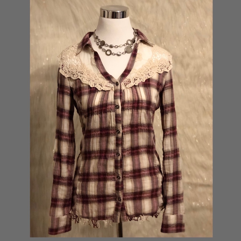 Pink Plaid Top From Buckle Small